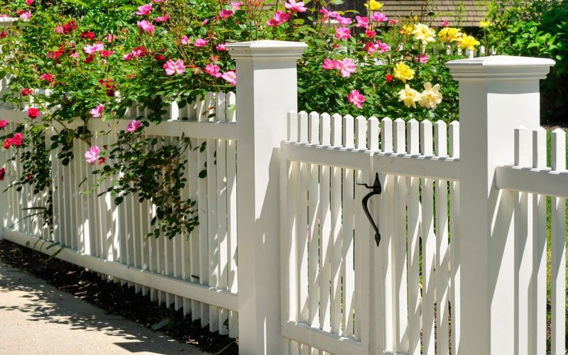 buying home fencing