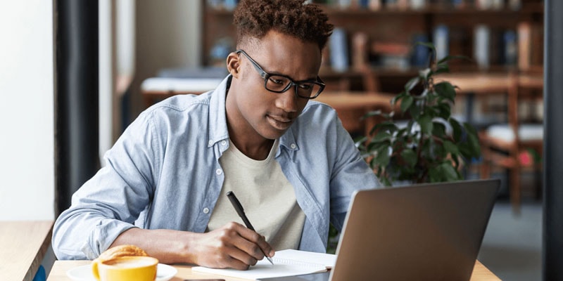 How to Promote Your Freelance Services With a Low Budget