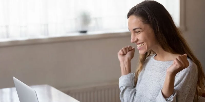 The Pros (and Cons) of a Paid Loyalty Program