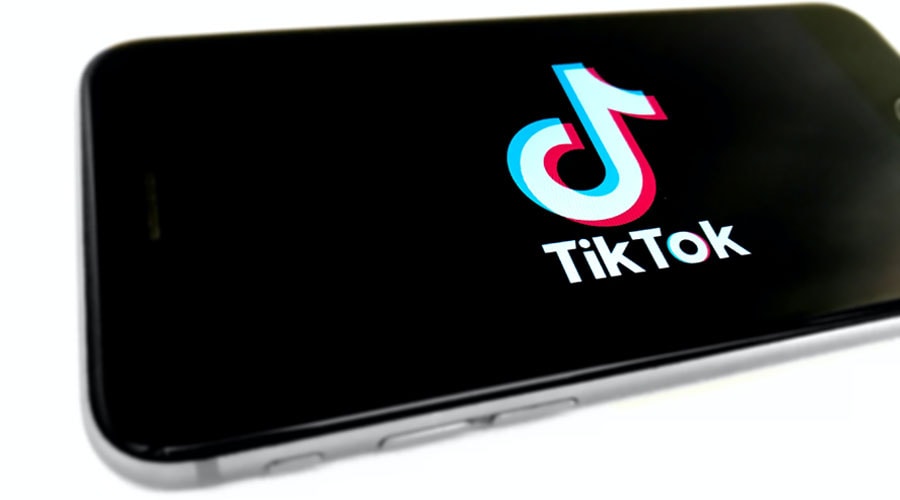 Instagram Vs. TikTok Heats Up as TikTok Embraces Photos