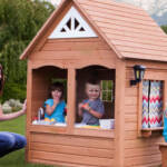 Buying a Cubby House Online