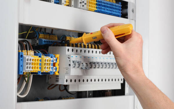 Replace Residential Old Electrical Panel