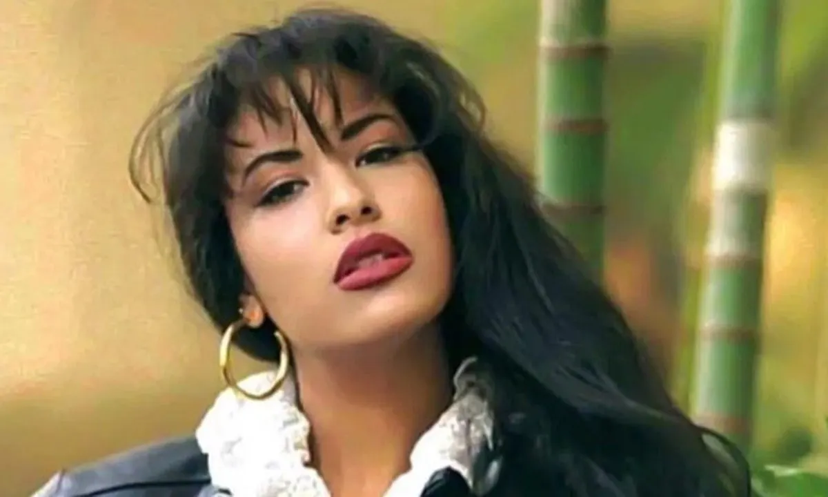 how old was selena when she died