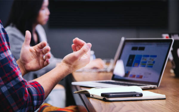 Balancing Quality and Quantity in Backlink Building