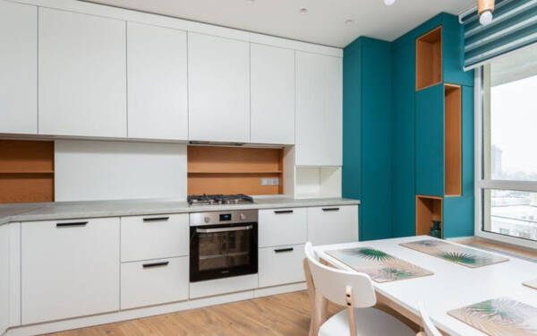 Cabinet Refacing vs Painting